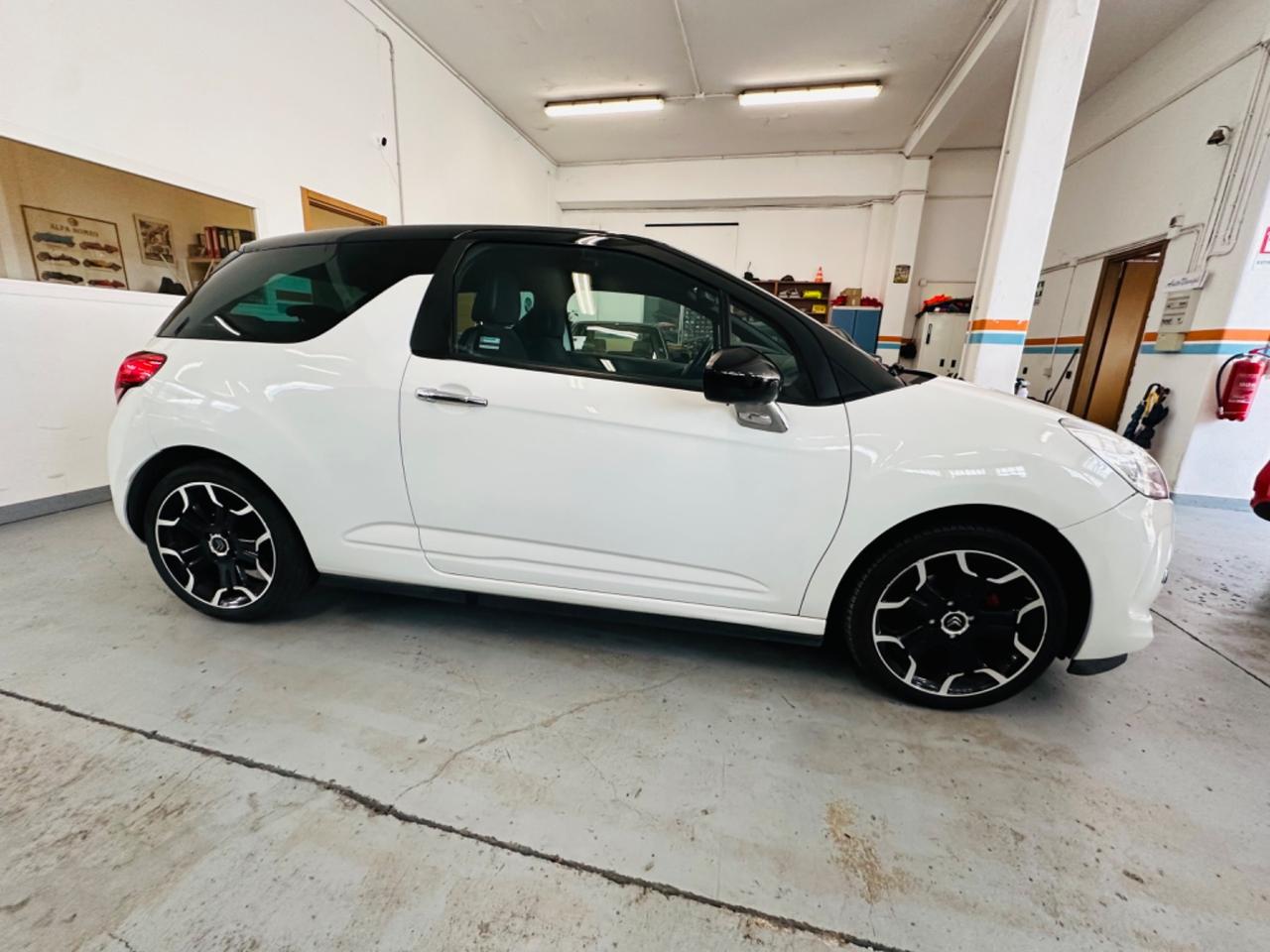 Ds DS3 DS 3 1.4 VTi 95 Chic . Autonavigli