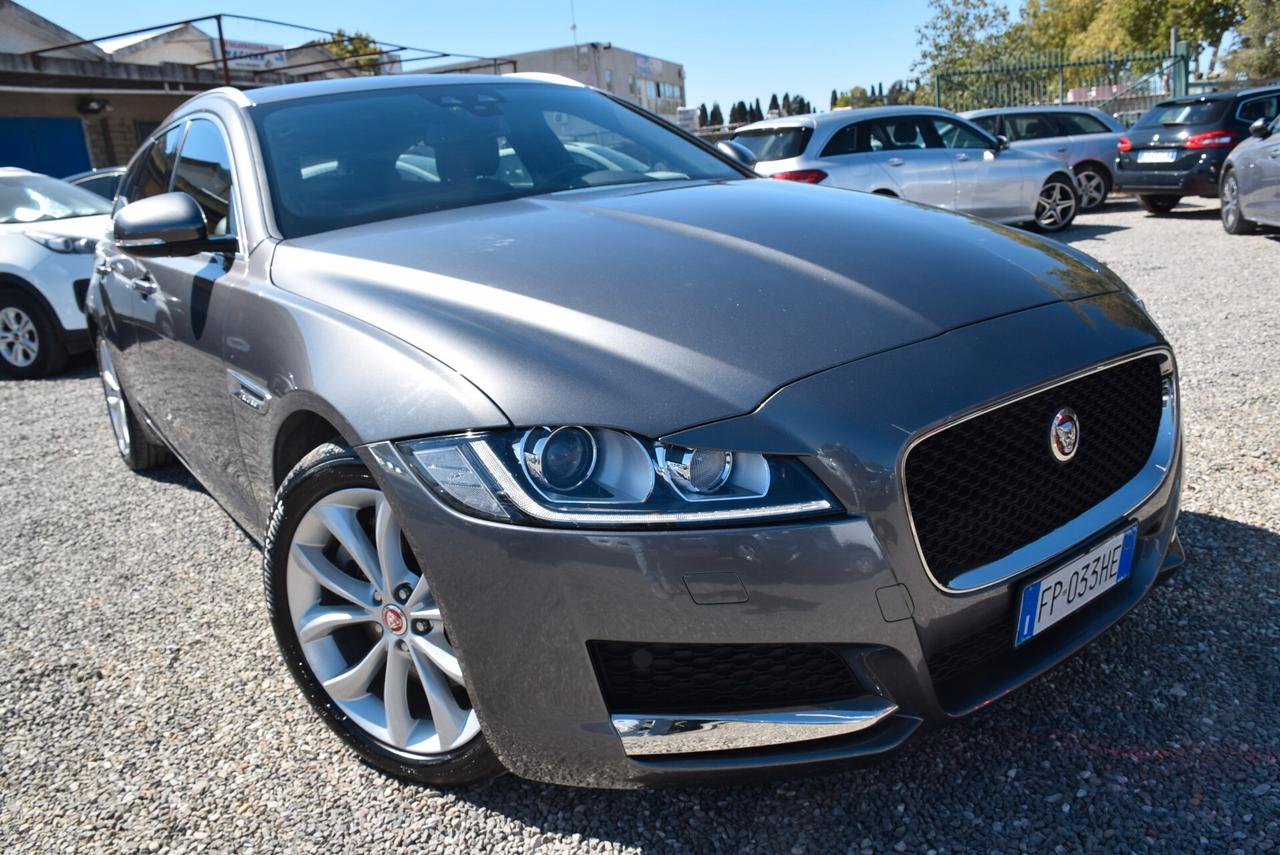 Jaguar XF Sportbrake 4X4 2.0D 180CV AWD automatica Prestige NAVI CRUISE SENSORI CAM PELLE BT