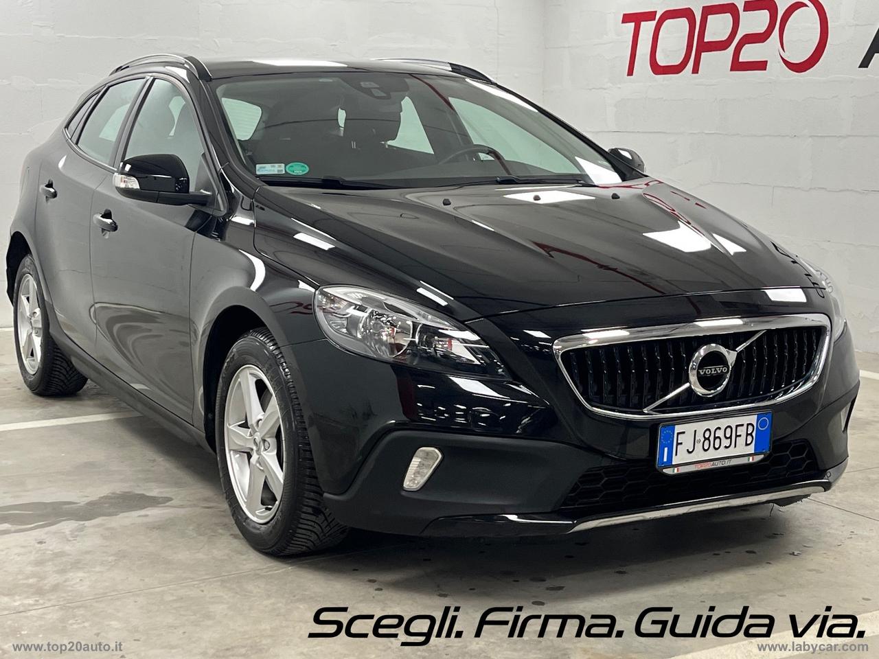VOLVO V40 Cross Country D2 Kinetic|GANCIO TRAINO