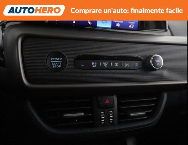 FORD Tourneo Courier 1.0 EcoBoost Titanium