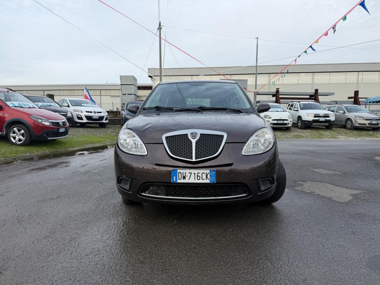 Lancia Ypsilon 1.4 Platino Ecochic GPL