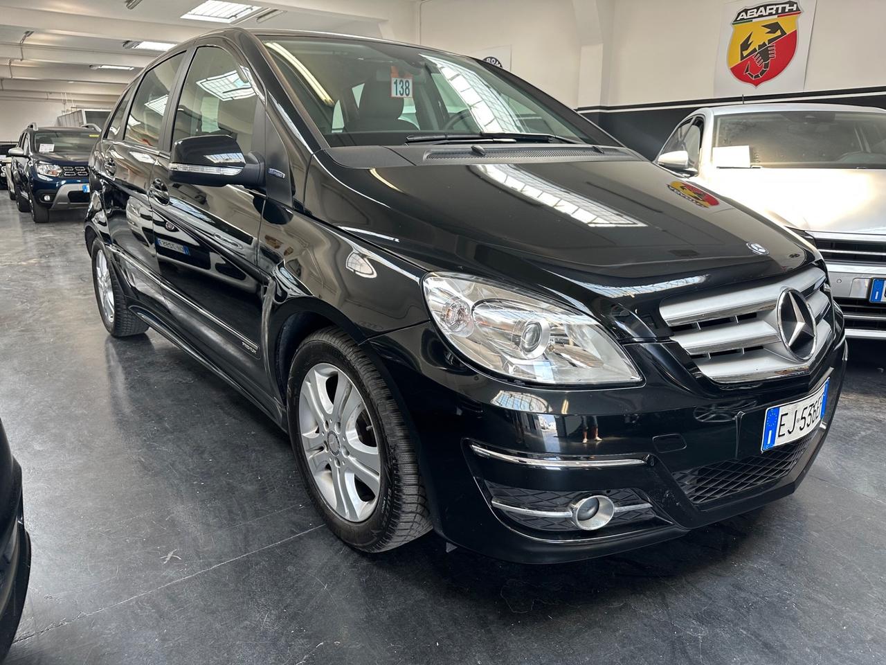 Mercedes-benz B 180 BlueEFFICIENCY Premium