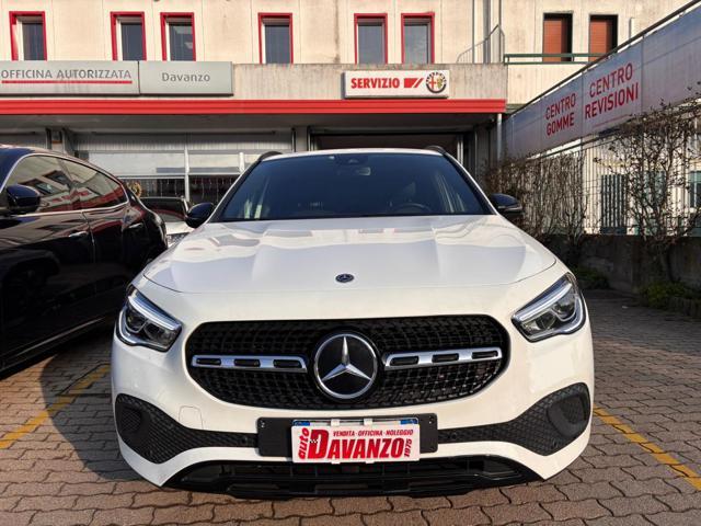 MERCEDES-BENZ GLA 200 Automatic SPORT