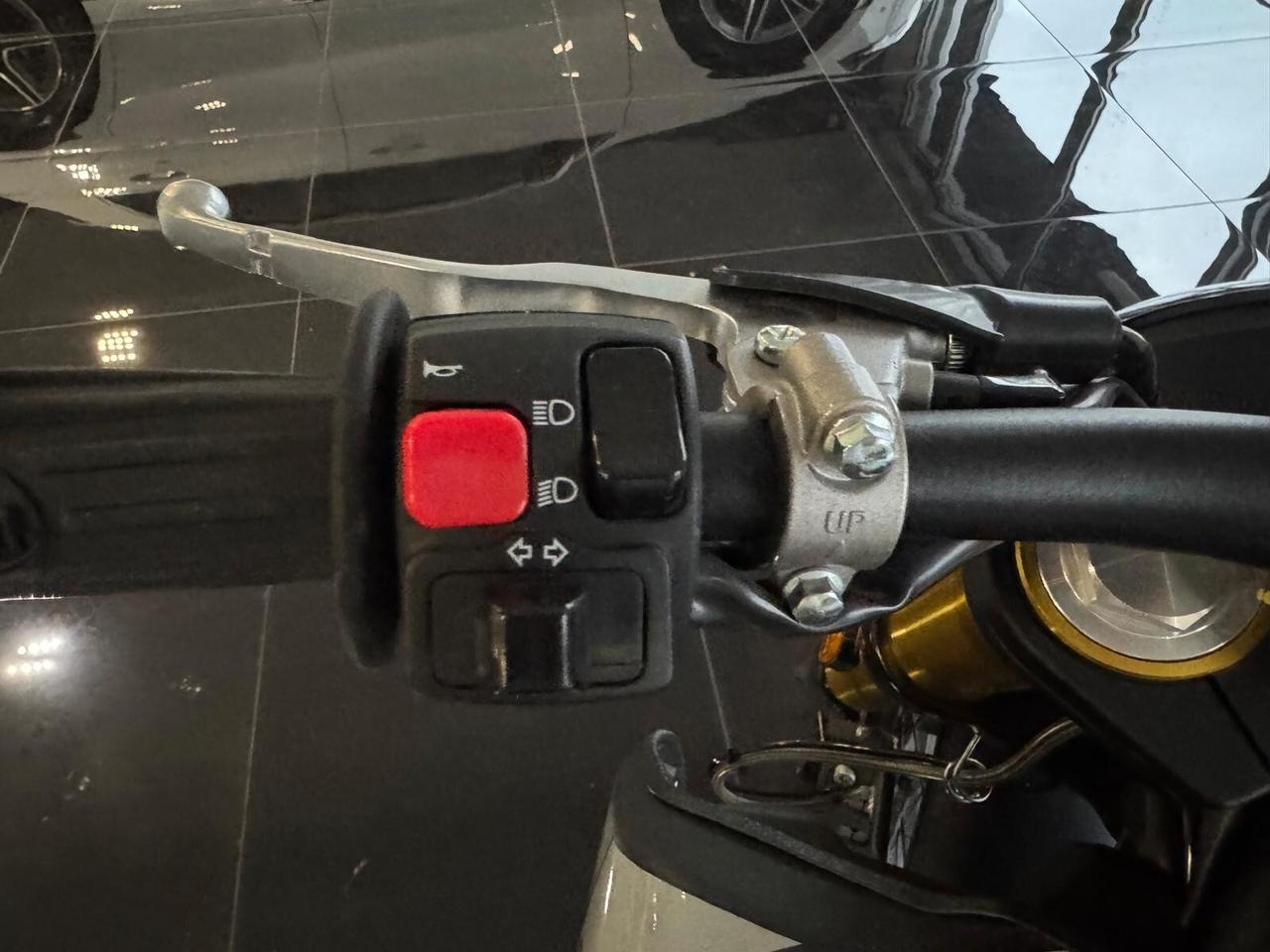 La F.B. Mondial HPS 125