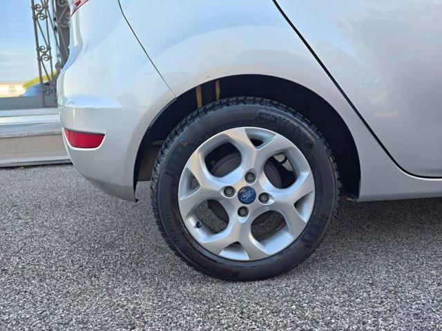 FORD Fiesta 1.5 TDCi 75CV 5 porte Titanium