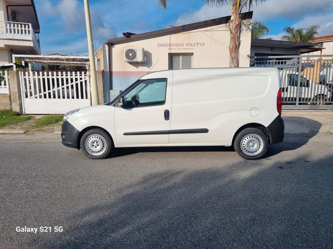 Opel Combo 1.3 CDTi 95CV maxi con allestimento