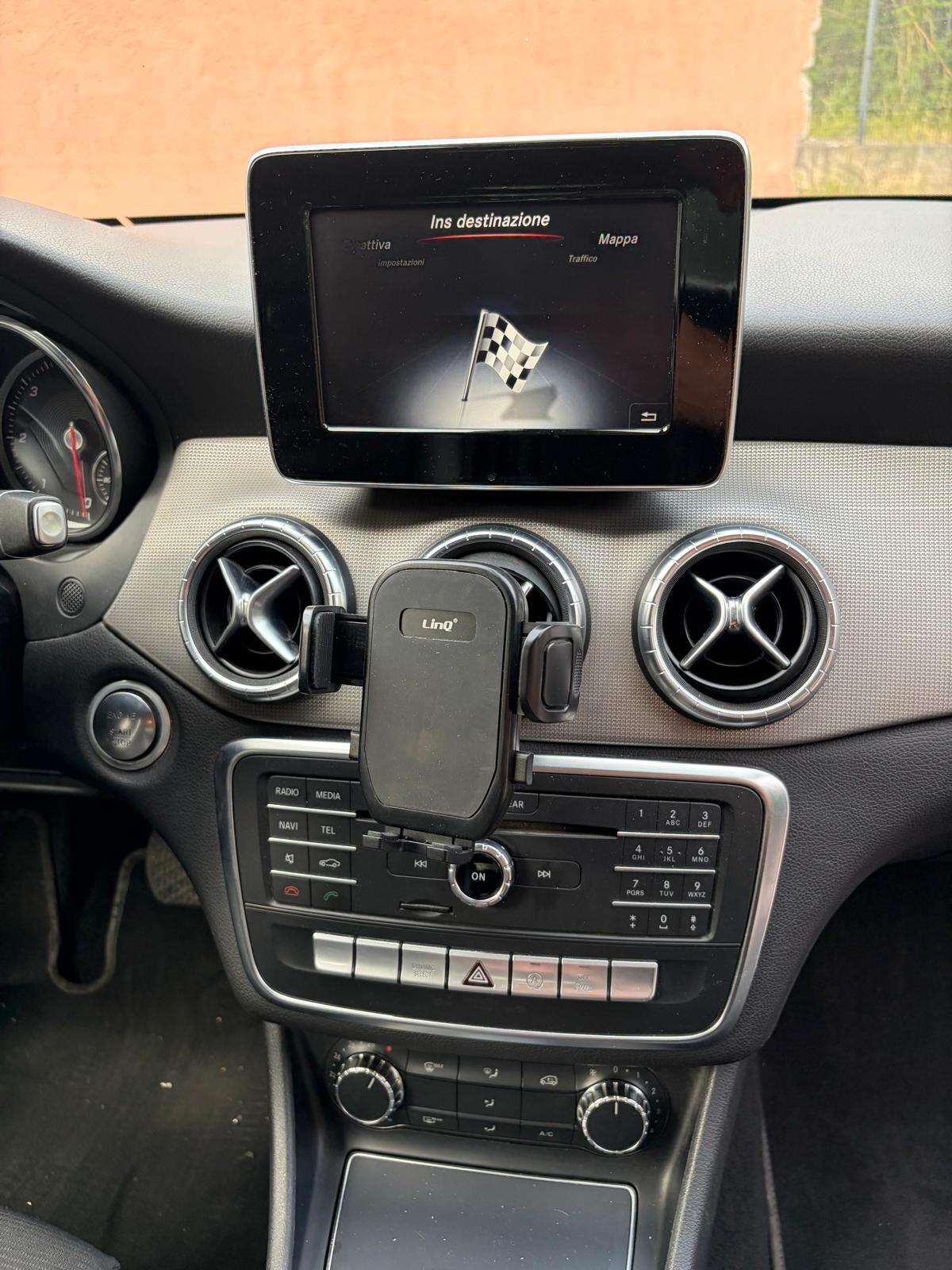 MERCEDES CLA 180 D AUTOMATIC BUSINESS