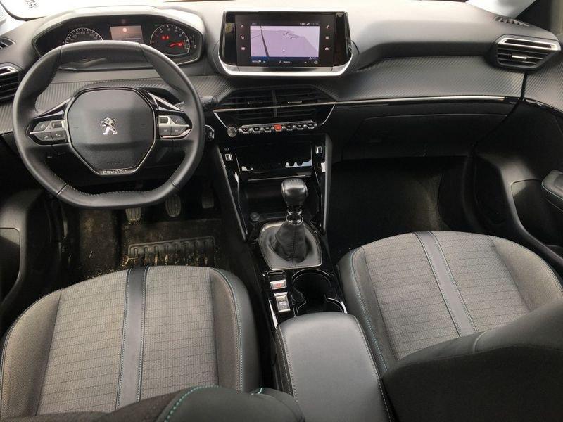 Peugeot 208 PureTech 100 Allure 5p NAVI + RETROCAMERA