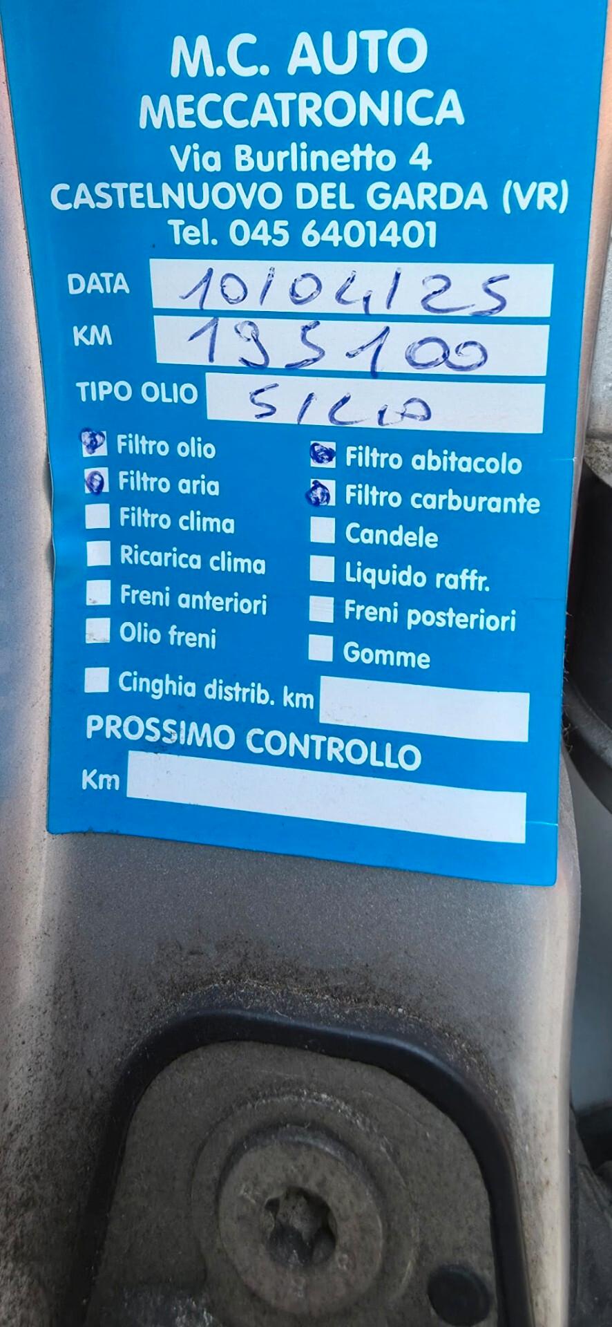 Peugeot 207 1.6 HDi 110CV 5p. Féline neopatentati