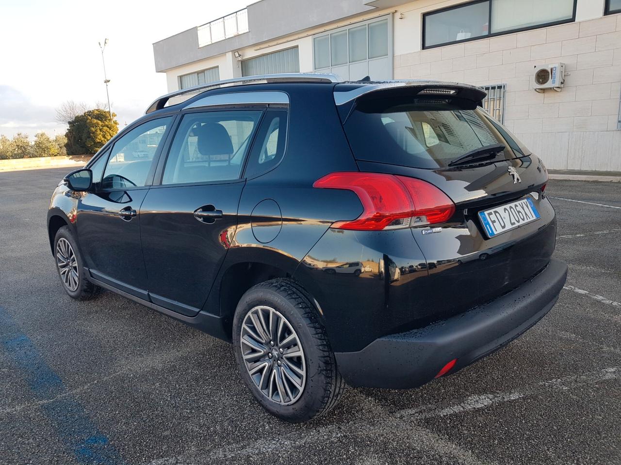 Peugeot 2008 PureTech 82 Allure