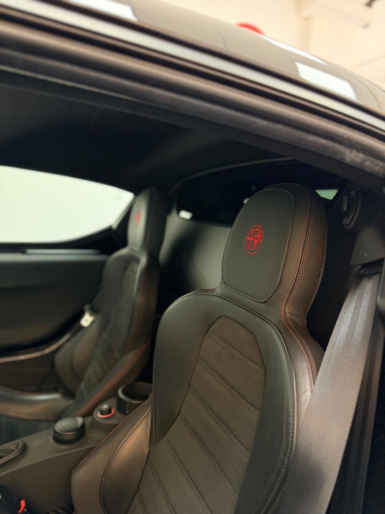 Alfa Romeo 4C 1750 TBi Scara 73 09/2015 310CV