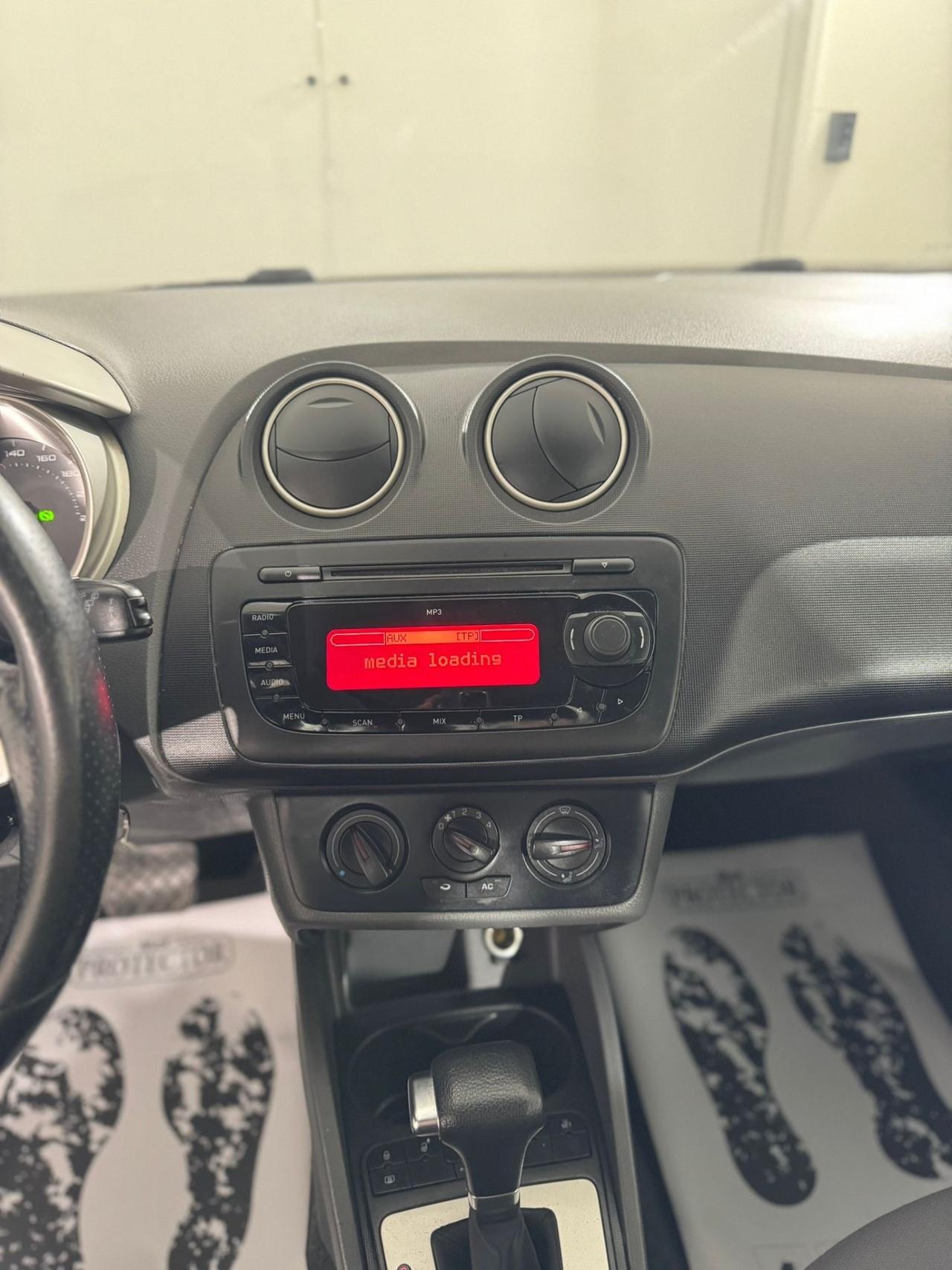 Seat Ibiza DSG . Style TETTO APRIBILE