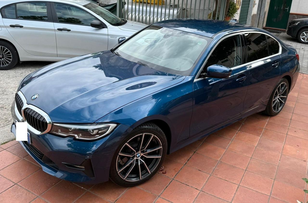 Bmw 318d 4p. mhev 48V Business Advantage