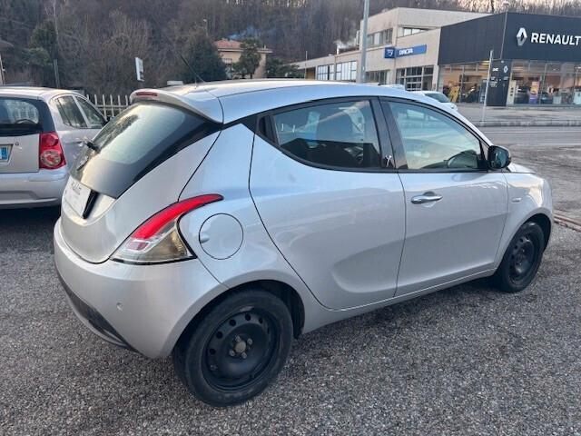 Lancia Ypsilon 1.2 69 CV 5 porte S&S Platinum