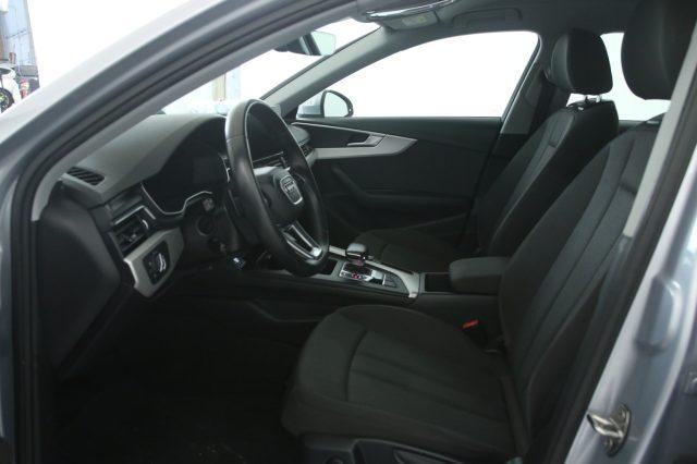 AUDI A4 Avant 40 TDI quattro S tronic Advanced Virtual C.