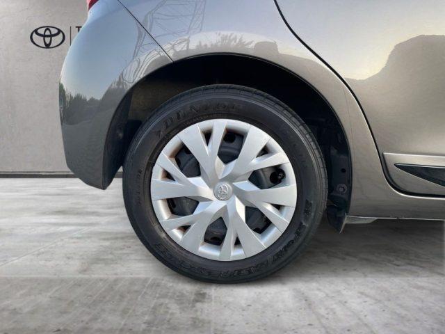 TOYOTA Yaris 1.5 5 porte Hybrid Active