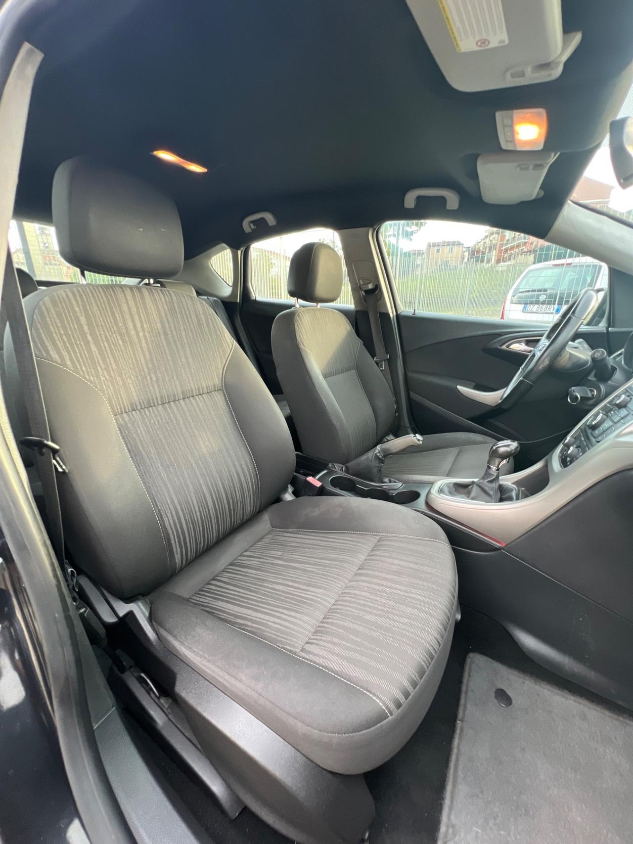 Opel Astra 1.7 CDTI 110CV EcoFLEX S&S 5 porte Cosmo