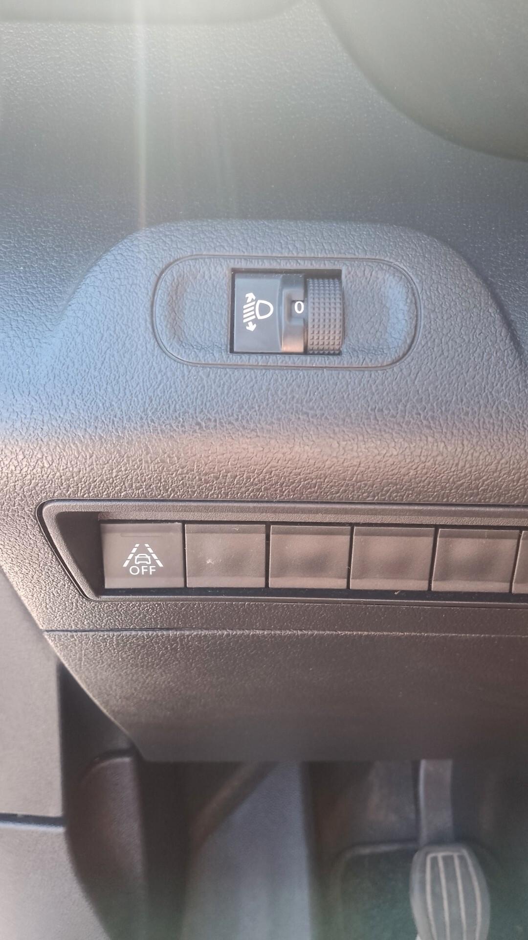 Citroen Berlingo BlueHDi passo lungo 5 posti 21