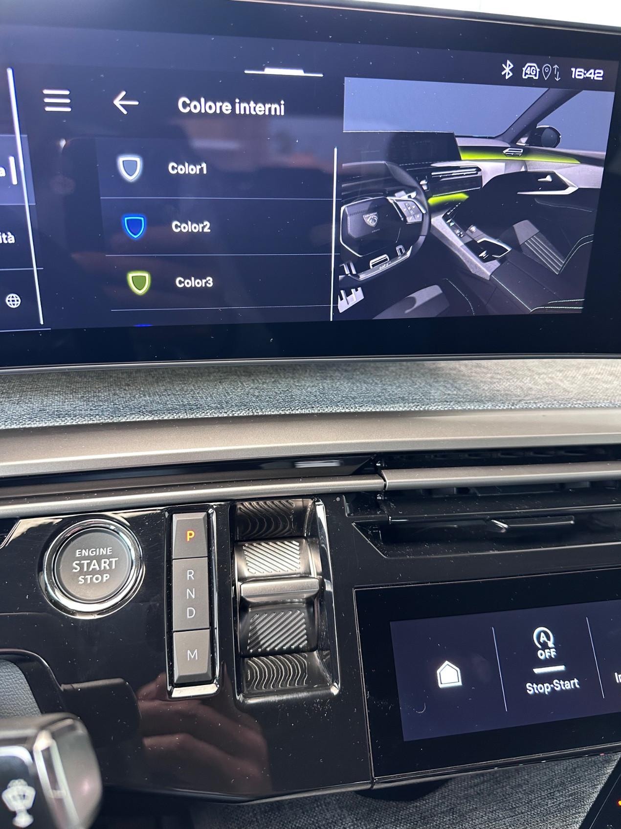 Peugeot 3008 3008 1.2 hybrid Allure 145cv e-dcs6