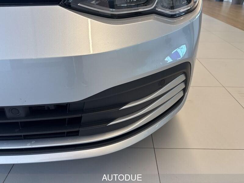 Volkswagen Golf VIII 2020 1.0 etsi evo Life 110cv dsg