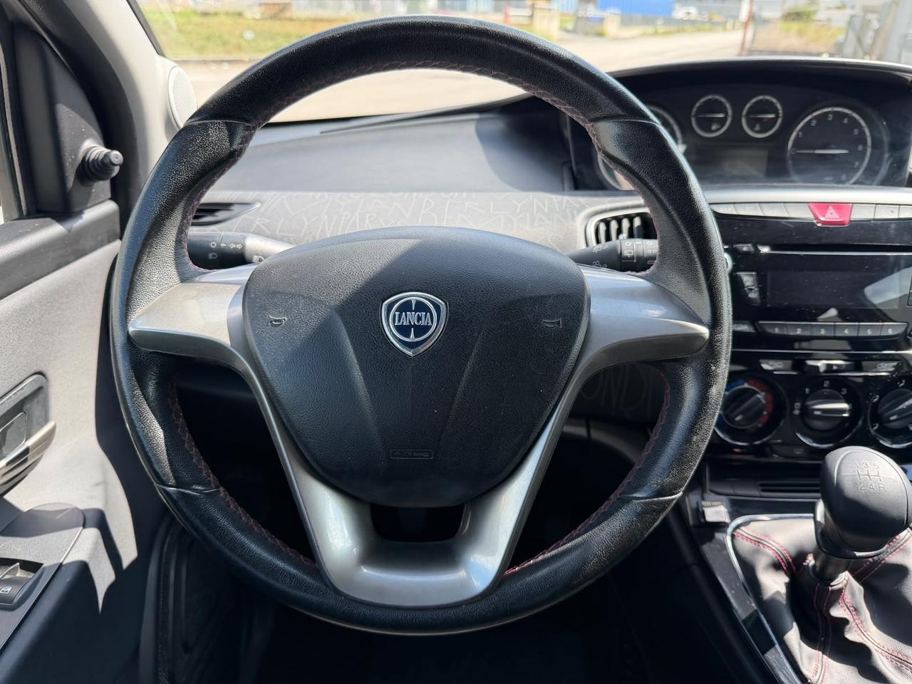 Lancia Ypsilon 100000 KM GARANZIA 12 MESI