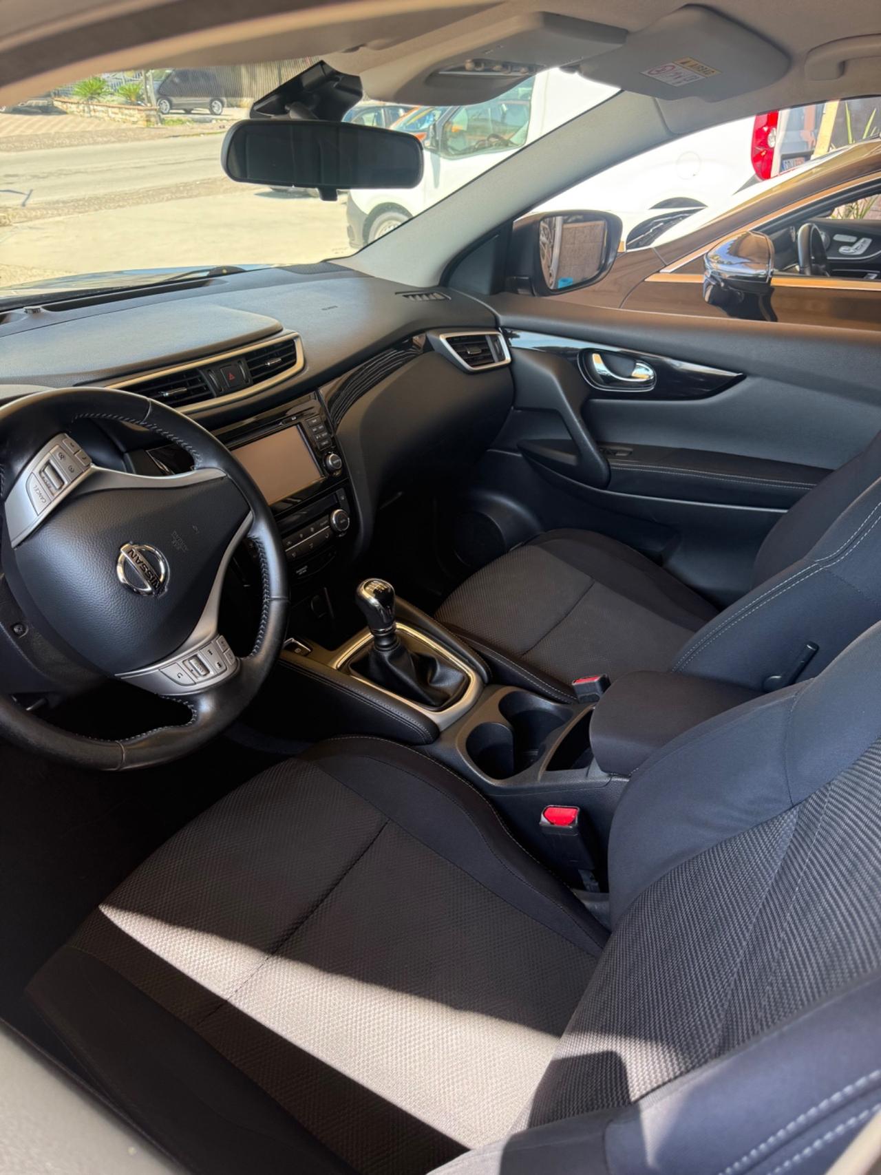 Nissan Qashqai 1.5 Diesel 11-2015