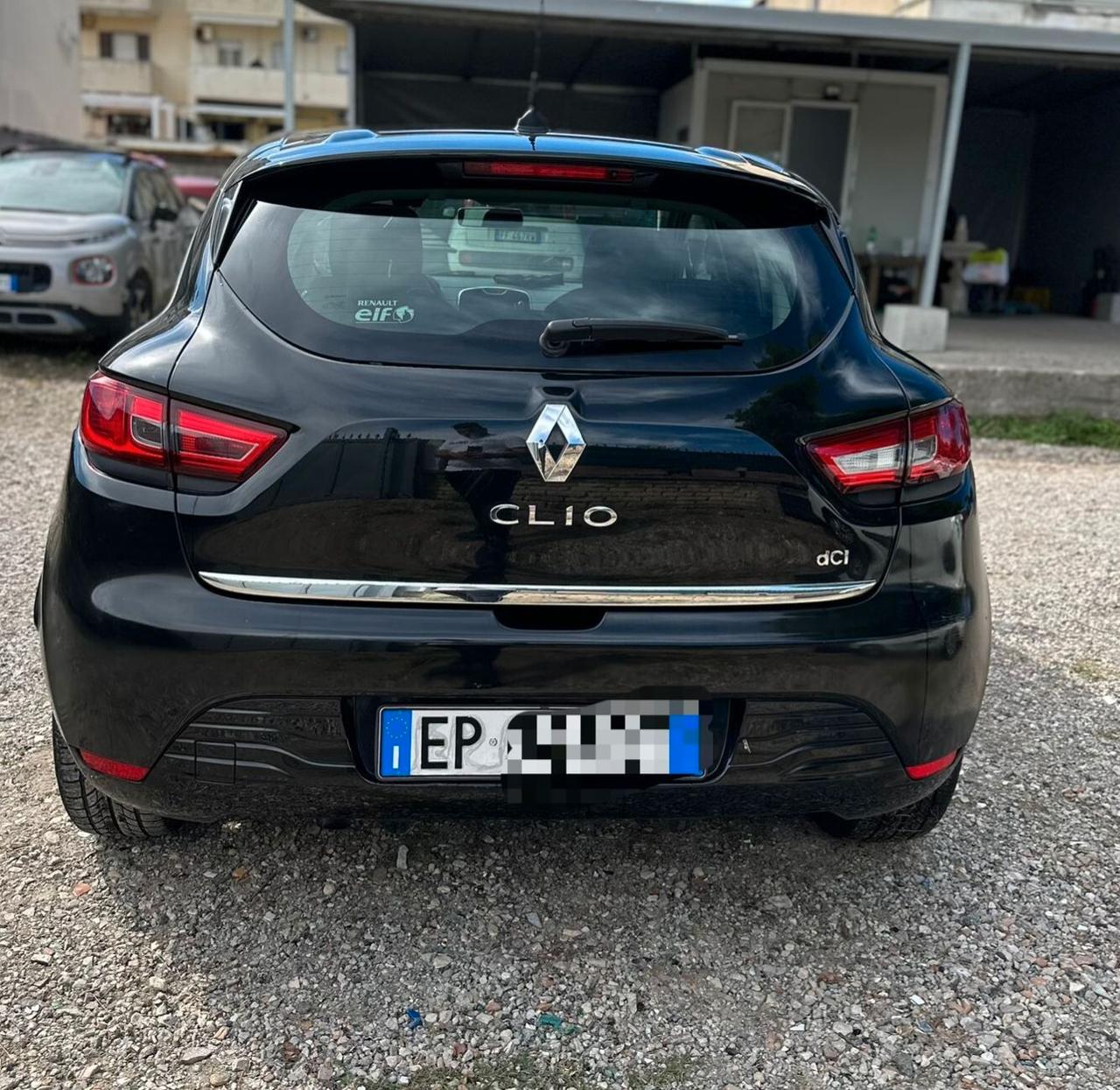 Renault Clio 1.5 dCi 8V 75CV 5 porte Live sinistrata incidentata