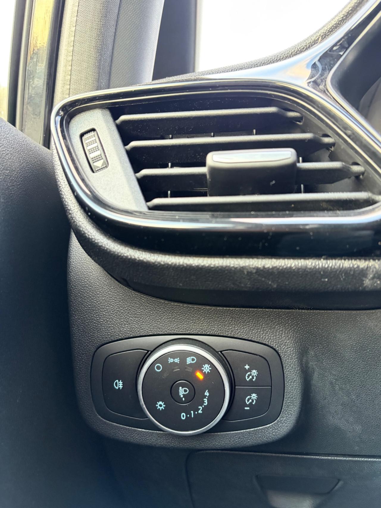 Ford Fiesta 1.5 TDCi 5 porte Vignale