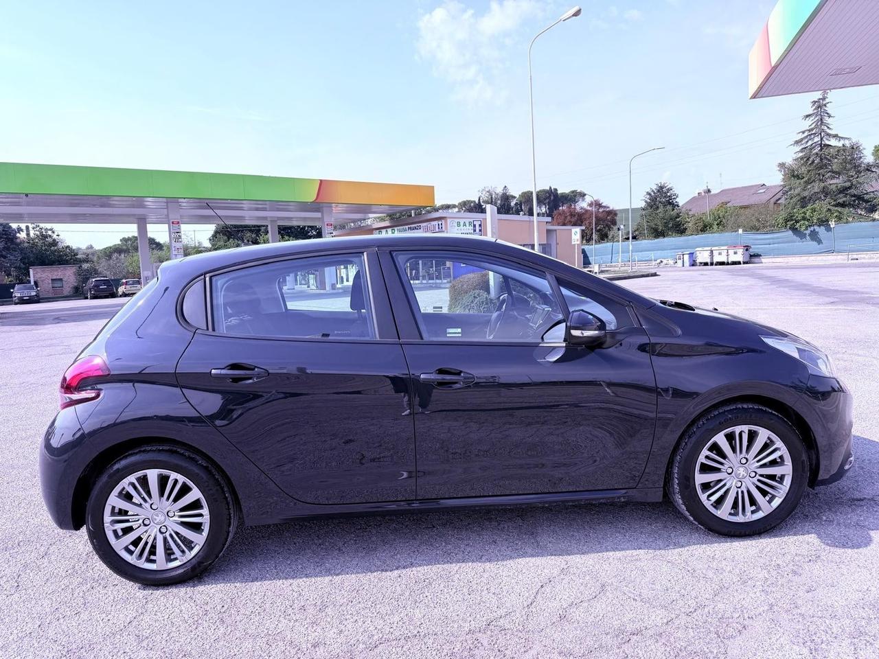 Peugeot 208 PureTech 82 Stop&Start 5 porte Allure