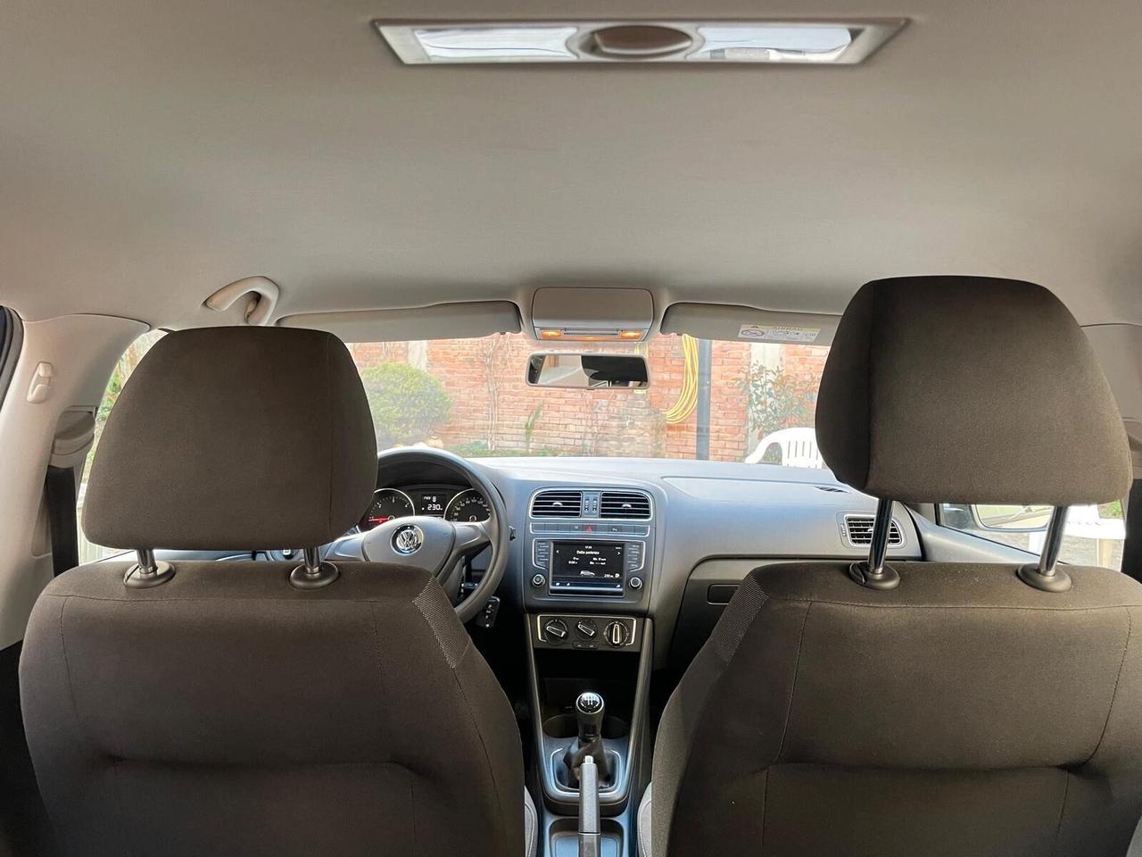 Volkswagen Polo V 2014 5p 1.4 tdi Comfortline 75cv