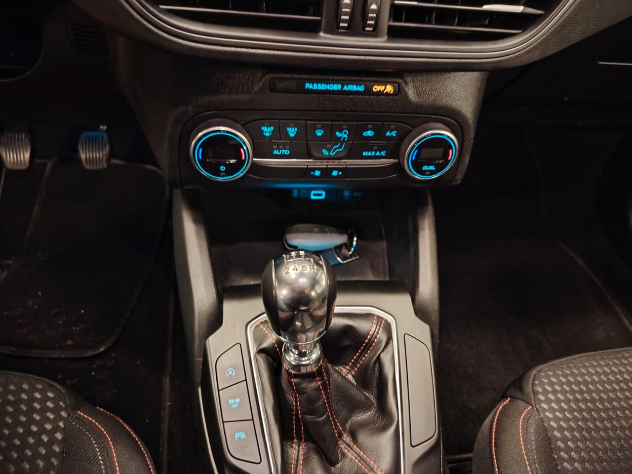 Ford Focus 1.0 EcoBoost Hybrid 125 CV 5p. ST-Line