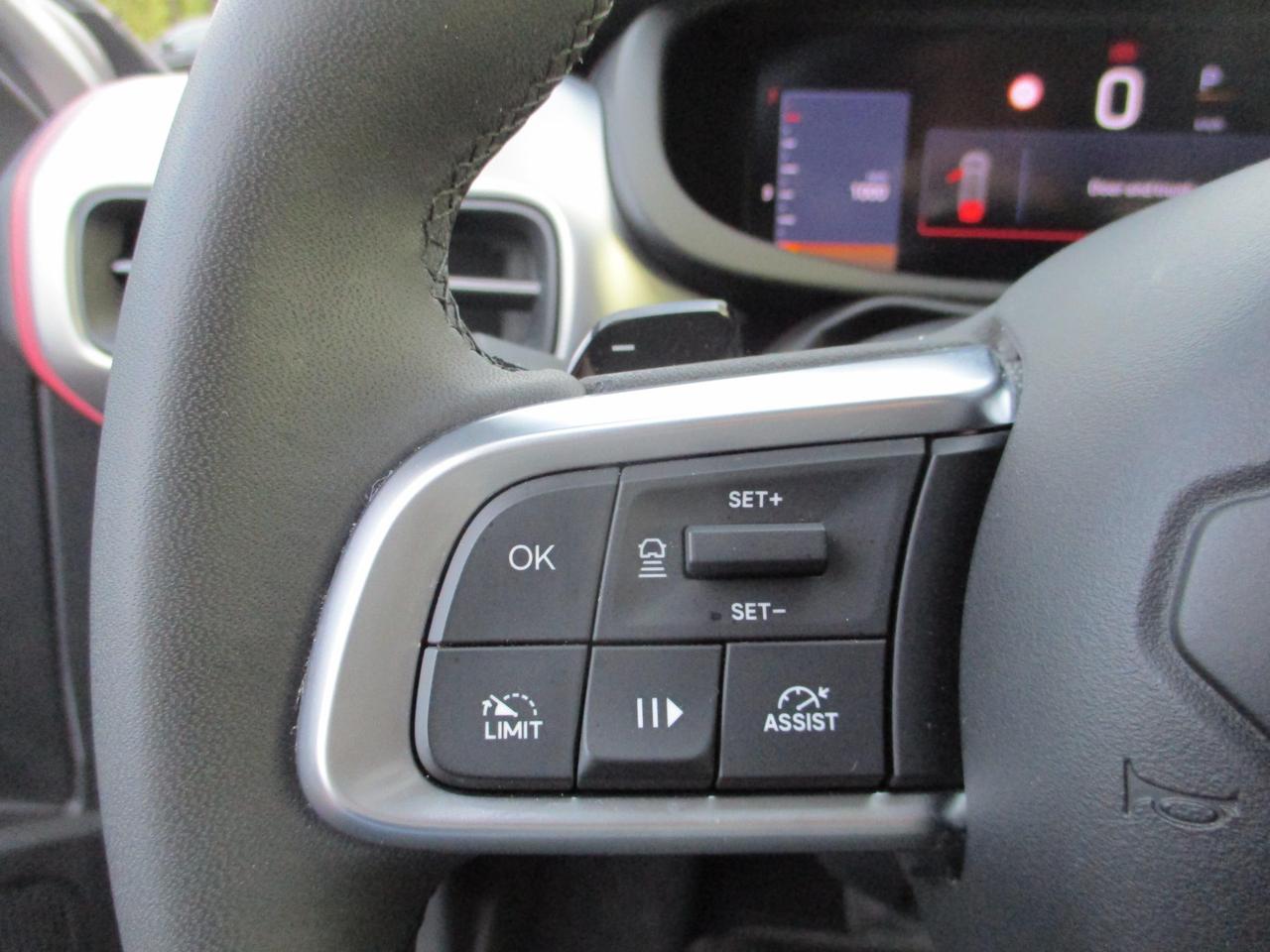 Jeep Avenger 1.2 Turbo MHEV DCT Summit Led/Camera