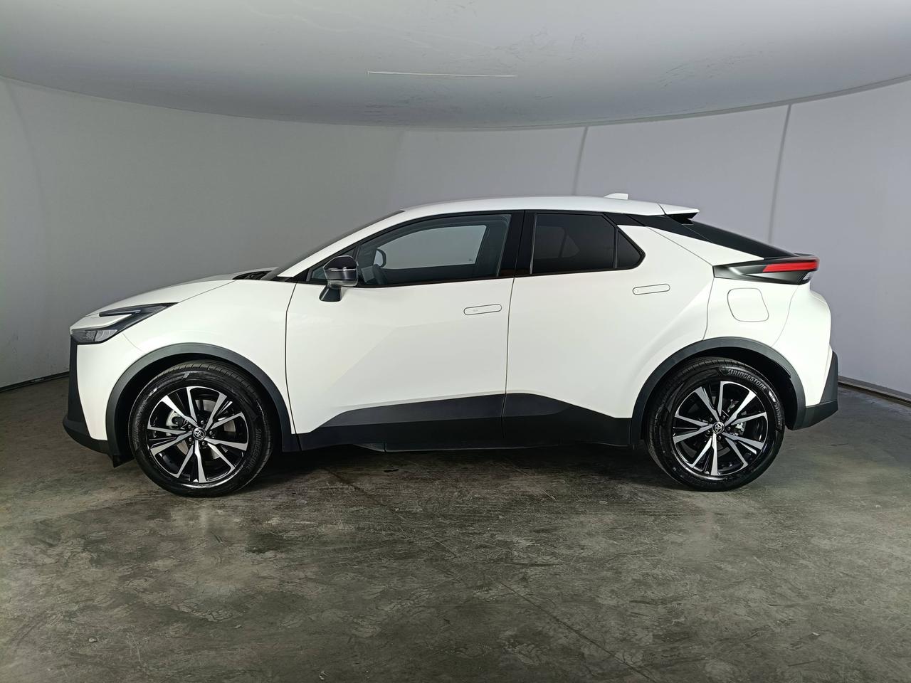 TOYOTA C-HR II 2023 - C-HR 2.0 phev Trend eco fwd e-cvt