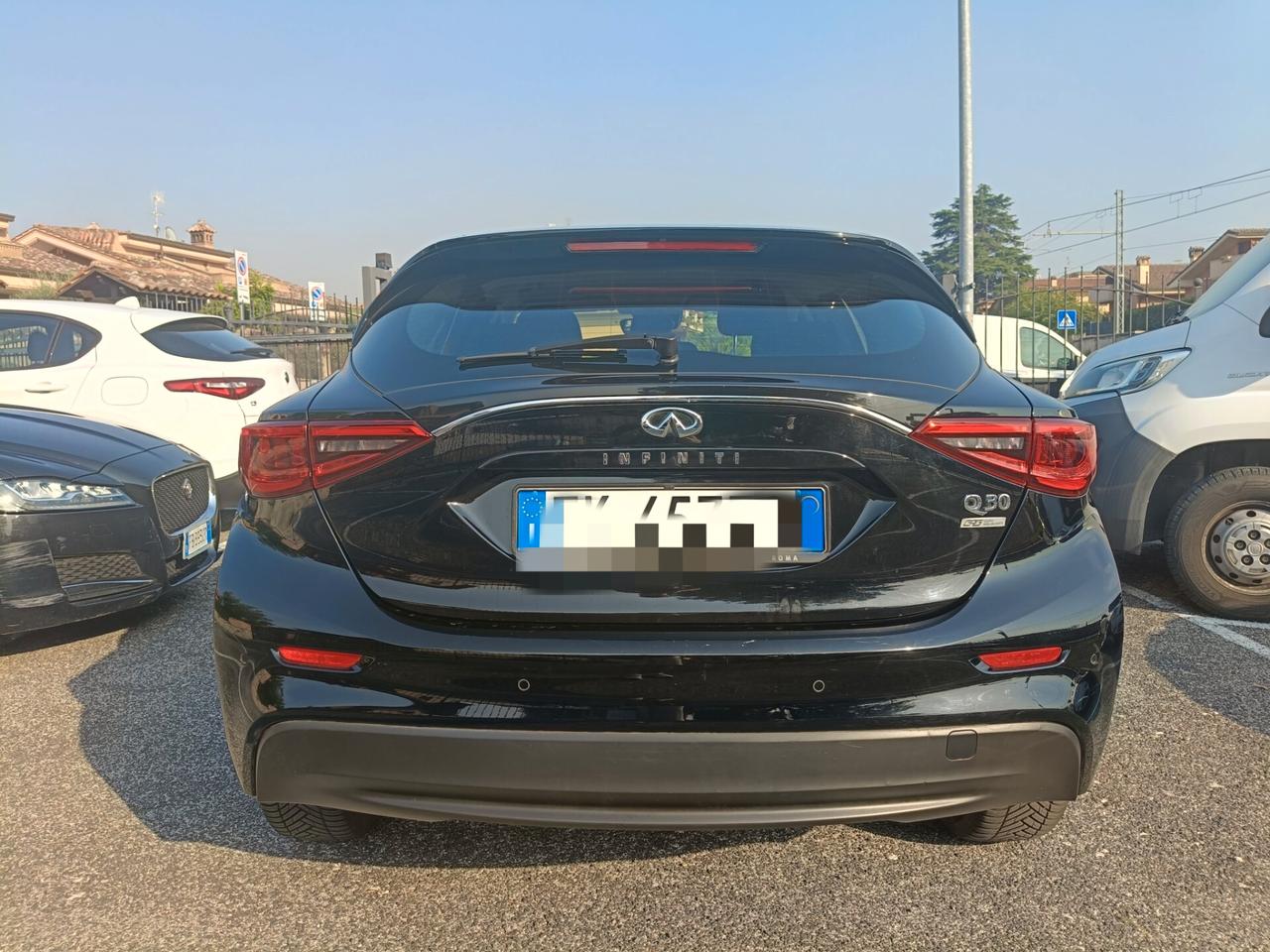 Infiniti Q30 1.5 diesel Premium 104 Mila km