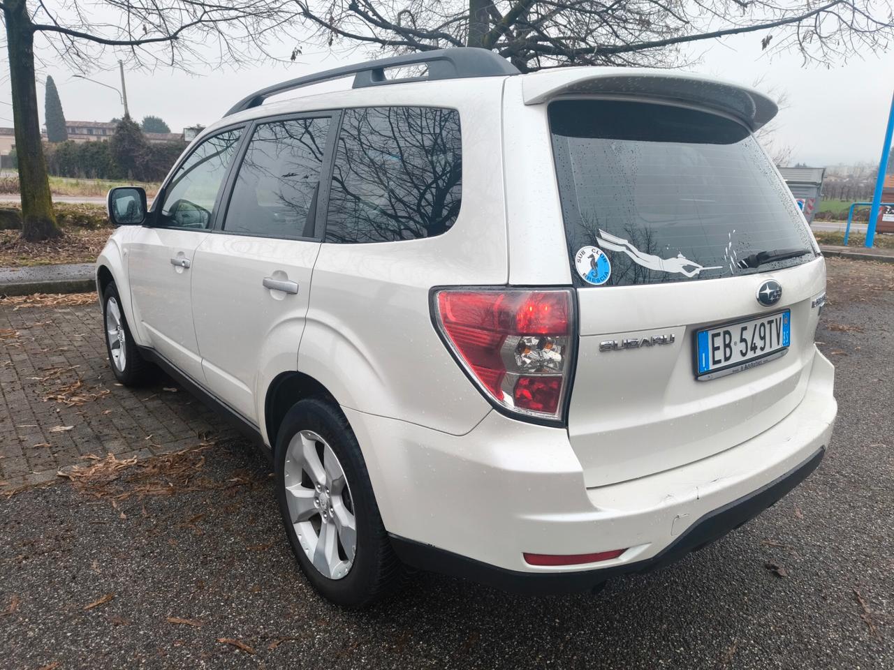 SUBARU FORESTER 2,0 4X4 DIESEL-GANCIO DI TRAINO