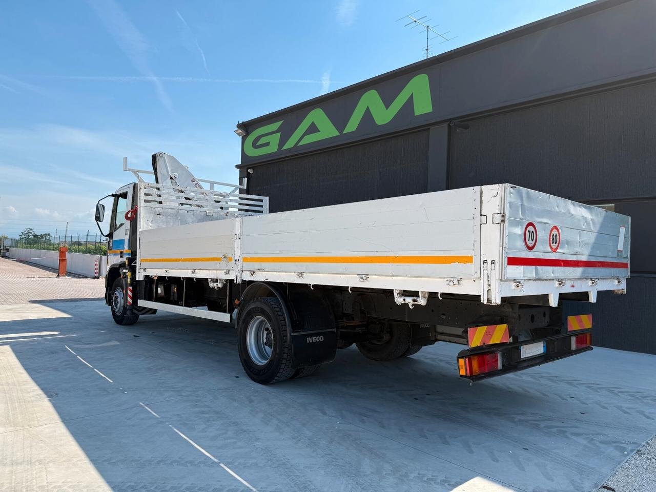 Iveco Eurocargo 150E18 cassone + gru SOLO EXPORT