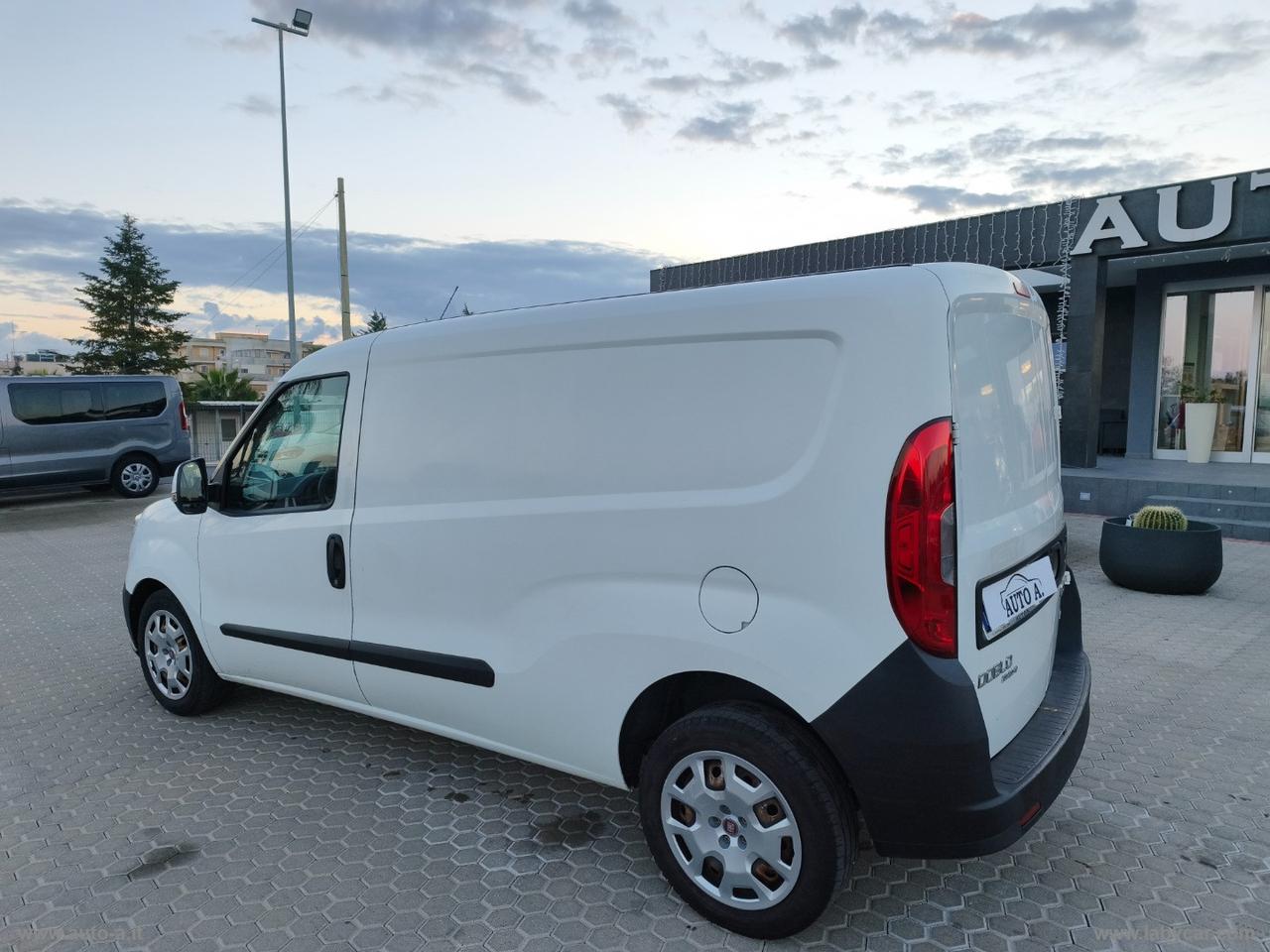 DOBLO 1.6 MJT 105 MAXI FURGONE 3 POSTI