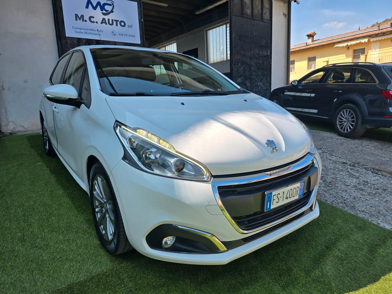 Peugeot 208 1.6HDI 75CV Allure 94000KM-2018