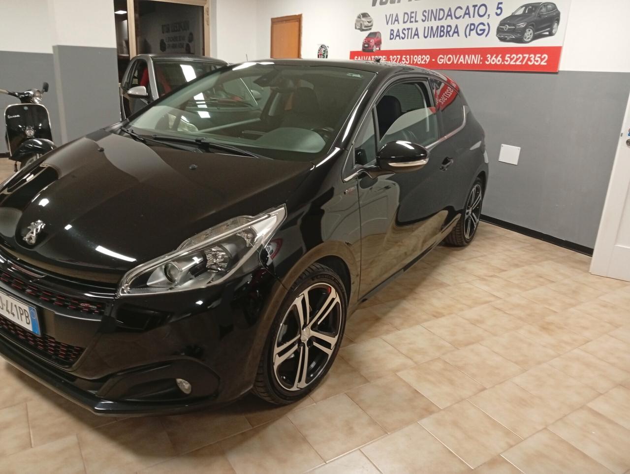 PEUGEOT 208 ANNO 2017 BZ 1.2 GT LINE ADATTA NEOPATENTATI KM 134 MILA