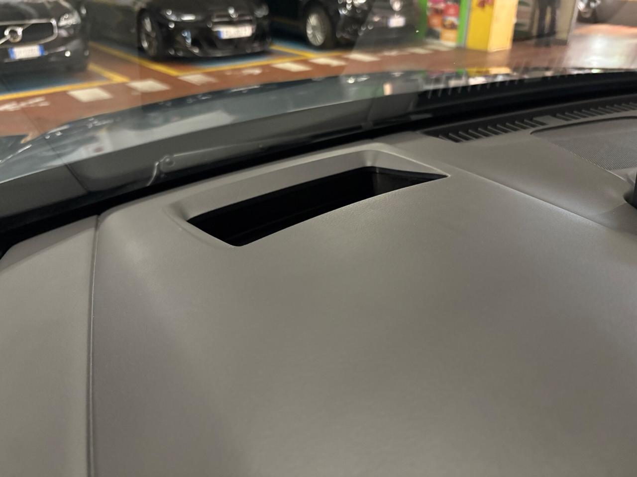 Mazda CX-30 2.0L e-Skyactiv-G M Hybrid 2WD Homura