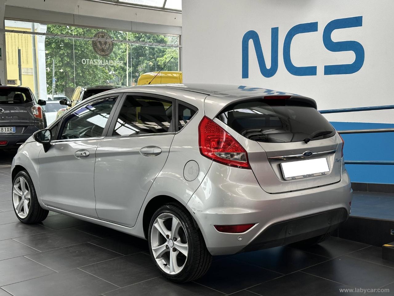 FORD Fiesta 1.2 16V 5p. Titanium