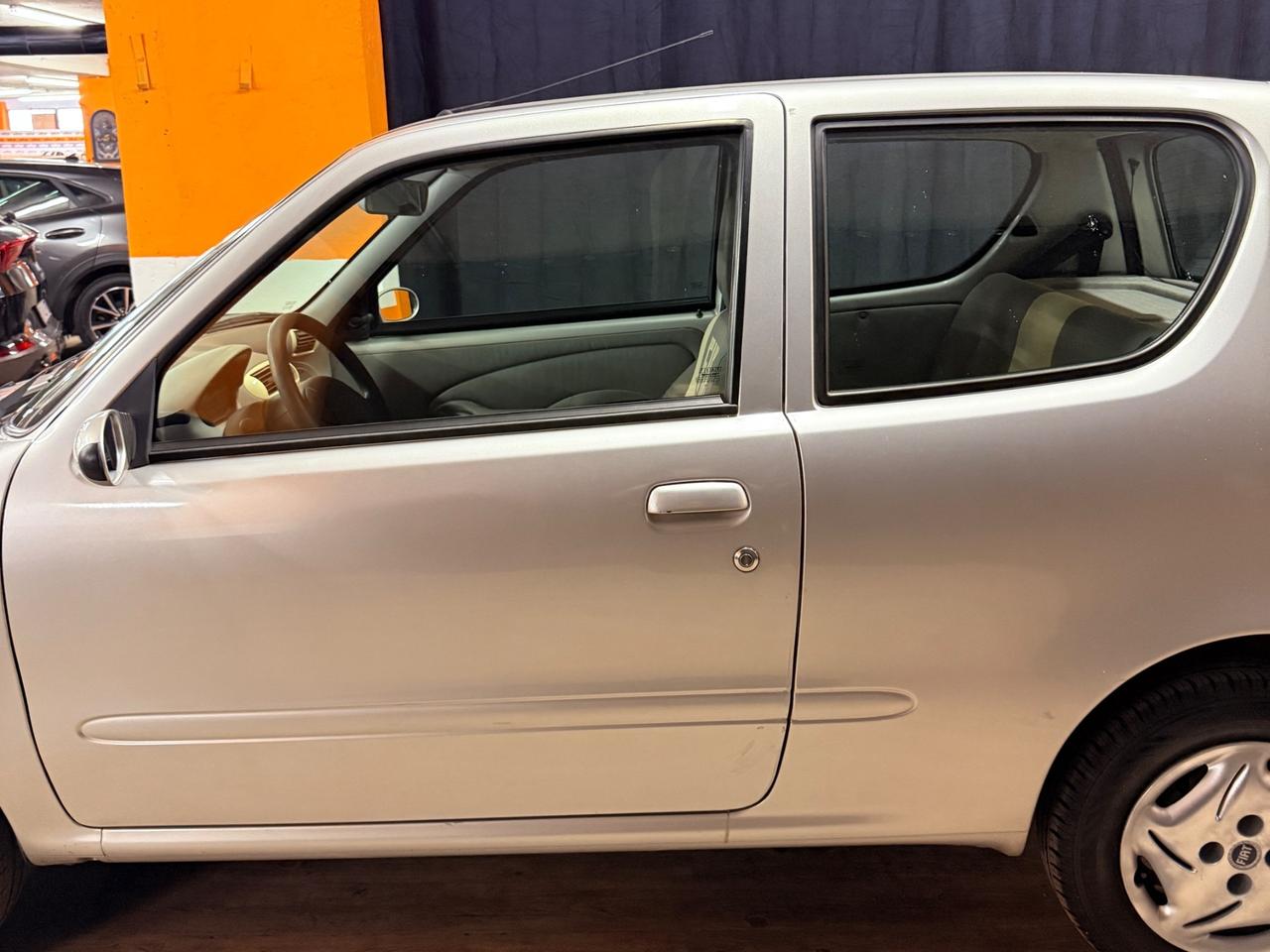 STUPENDA FIAT 600 CON SOLI 65.702 KM