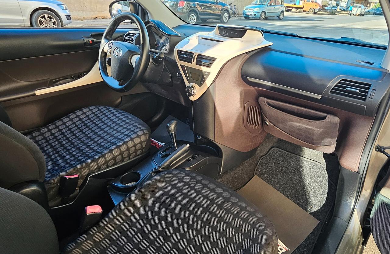 Toyota iQ 1.0 High Collection CAMBIO AUTOMATICO