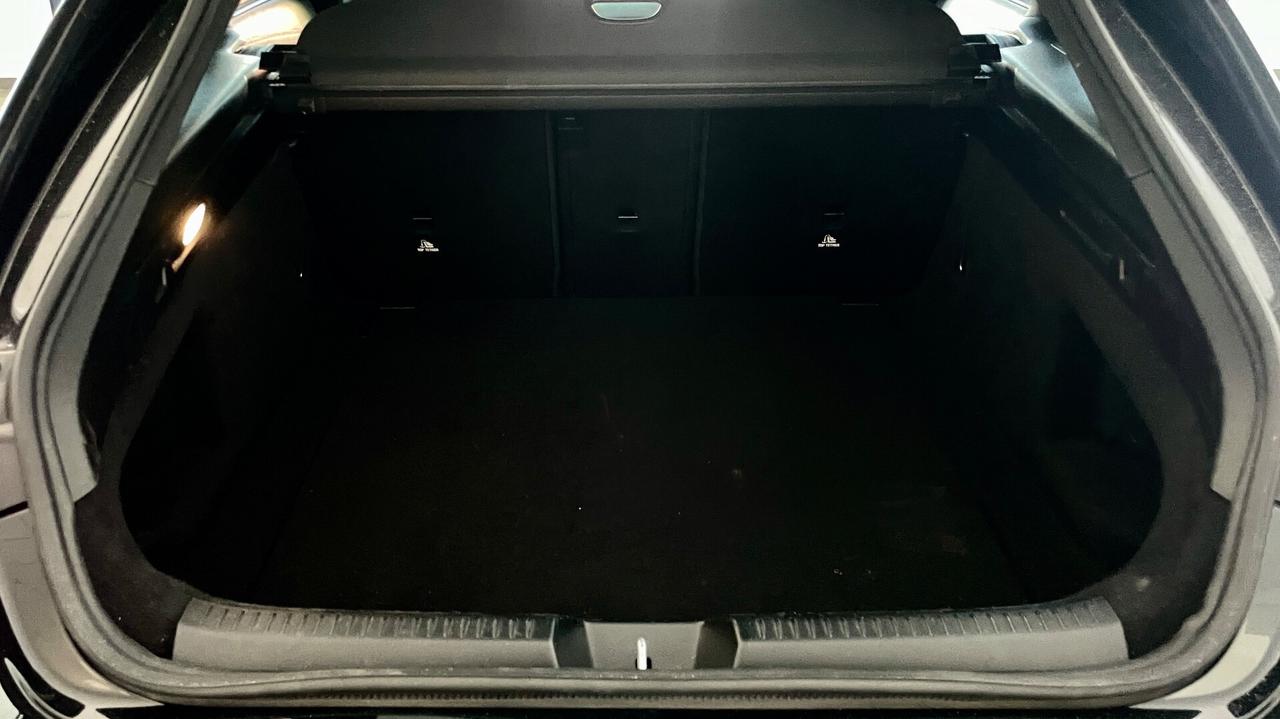 MERCEDES-BENZ CLA 2.0 SHOOTING BRAKE BUSINESS 116 CV - FULL LED, VIRTUAL COCKPIT, NEOPATENTATI