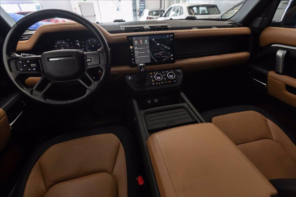 LAND ROVER Defender 110 Hard Top 3.0d i6 mhev HSE awd 250cv auto del 2022