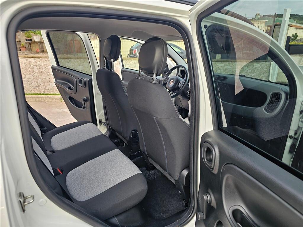 FIAT PANDA 1.2 69cv E6 Lounge AZIENDALE