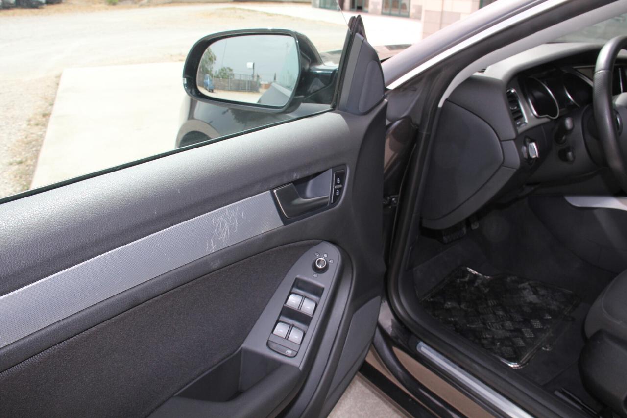 Audi A5 SPB 2.0 TDI 143 CV multitronic Ambiente