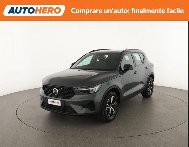 VOLVO XC40 B3 automatico Plus Dark
