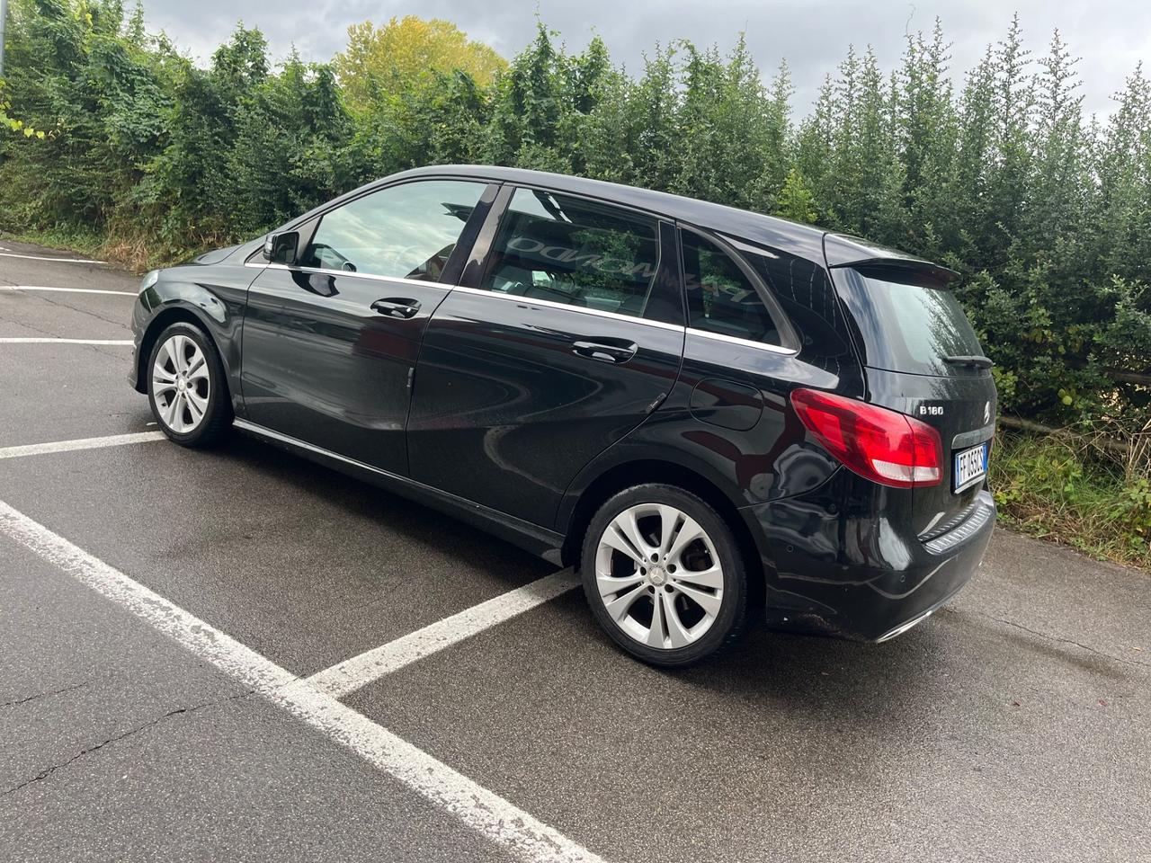 Mercedes-benz B 180 d Premium 2016