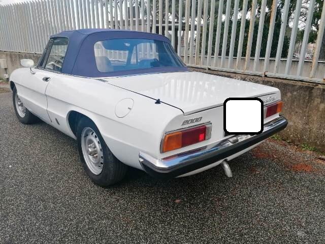 Alfa Romeo Spider 2.0 Veloce